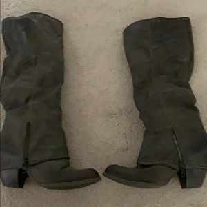 Knee-High boots in dark gray